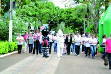 Foto - Caminhada do Grupo de Oncológicos na Expoijui