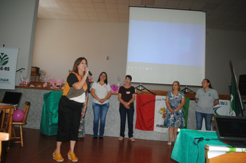 Região esteve representada no 17ª encontro de mulheres realizado em Pejuçara