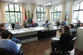 Administração Municipal avalia reflexos de enfrentamento à Covid-19 em Pejuçara