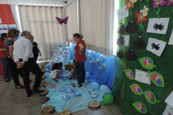 Foto - Emei realiza 1ª Feira de pequenos artistas e grandes cientistas