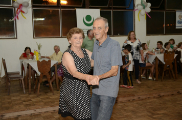 Foto - Idosos de Pejuçara confraternizam e celebram o réveillon