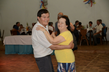 Foto - Idosos de Pejuçara confraternizam e celebram o réveillon