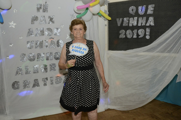 Foto - Idosos de Pejuçara confraternizam e celebram o réveillon