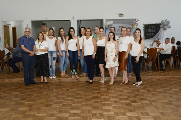 Foto - Idosos de Pejuçara confraternizam e celebram o réveillon