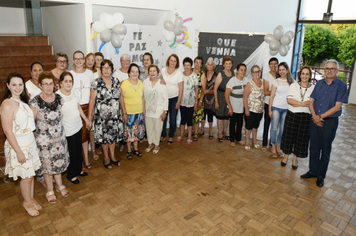 Foto - Idosos de Pejuçara confraternizam e celebram o réveillon