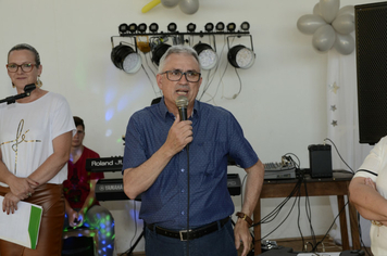 Foto - Idosos de Pejuçara confraternizam e celebram o réveillon