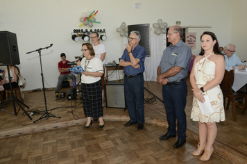 Foto - Idosos de Pejuçara confraternizam e celebram o réveillon