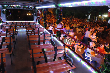 Foto - Show do Natal Iluminado de Pejuçara teve risos, lágrimas de emoção e muita gratidão