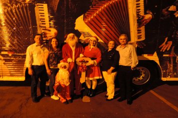 Foto - Show do Natal Iluminado de Pejuçara teve risos, lágrimas de emoção e muita gratidão