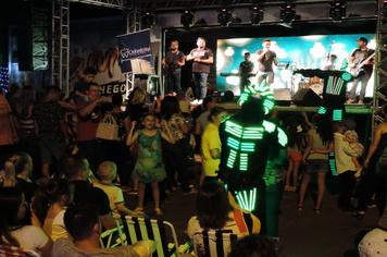 Foto - Show do Natal Iluminado de Pejuçara teve risos, lágrimas de emoção e muita gratidão