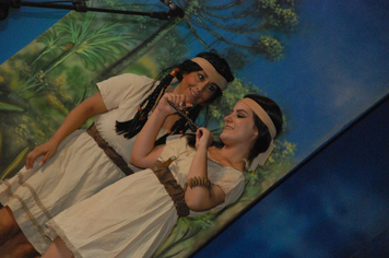 Alunos da rede pública prestigiam a peça Sepé Tiaraju  O Guerreiro da Lua Crescente