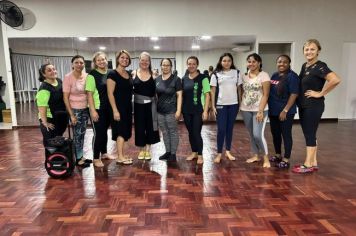 HOJE É DIA DE YOGA!