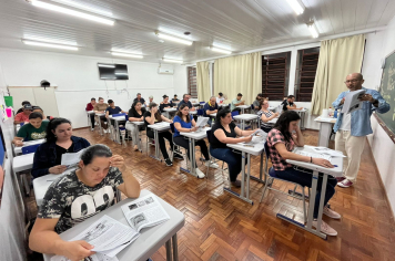 NEEJA aplica prova de conclusão do Ensino Fundamental e Médio em Pejuçara