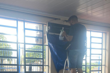 Preparativos para a volta às aulas na Escola Municipal Pejuçara