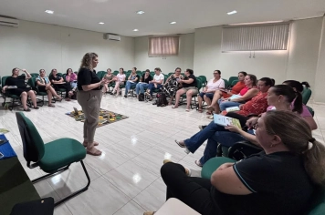 EMEI Maria Schuster participa de formação do ProLEEI sobre oralidade e narrativas infantis 