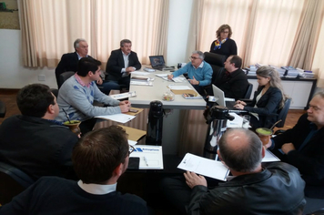 Pejuçara recebe prefeitos da região da Amuplam 