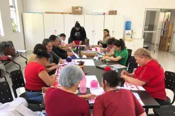 Grupo Acolher do NAAB realiza atividades que promovem hábitos saudáveis