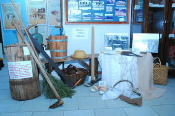 COLONO E MOTORISTA: Museu tem mostra cultural