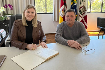 Prefeita de Pejuçara entra em período de férias e vice-prefeito assume o cargo