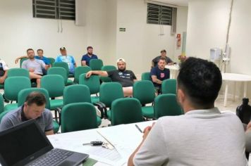 Reunião trata sobre o Campeonato Municipal de Futebol de Campo