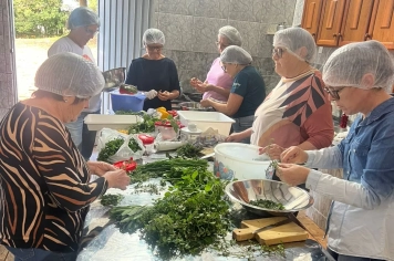 Grupos do NAAB promovem ações de convivência e saúde mental no munícipio 
