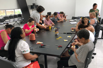 Reflexão sobre Setembro Amarelo reúne grupo Acolher do NAAB no anexo da Saúde