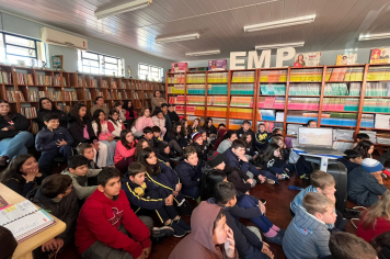 Palestra “O Agro Vai à Escola” destaca a importância da produção rural aos alunos da Escola Municipal Pejuçara