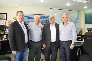 Prefeito Buzzatti cumpre agenda em POA 