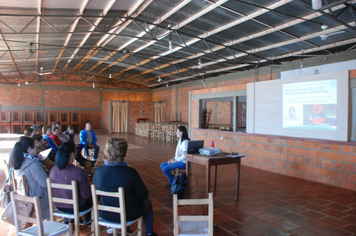 Ciclo de palestras leva informação às mulheres do interior