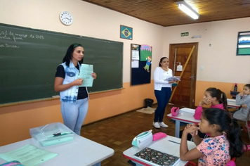 Programas Educacionais: PDE, Educação Fiscal e Cepib visitam as Escolas Municipais para desejar boas vindas e iniciar as atividades de 2019