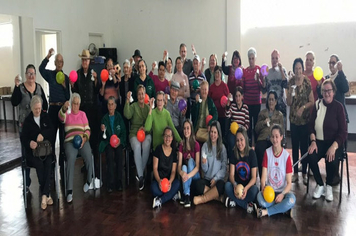 Estudantes enfocam ações em prol dos idosos de Pejuçara em trabalho escolar