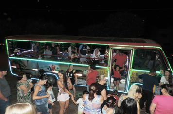 Passeios noturnos do Dindinho divertem comunidade pejuçarense