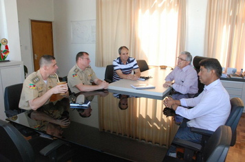Prefeito se reúne com comando da Brigada Militar