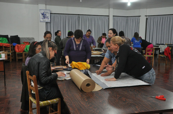 CRAS PROMOVE PROJETO DE QUALIFICAÇÃO PROFISSIONAL PARA MULHERES