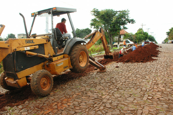 PREFEITURA  e CORSAN realizam substituição de canos da rede de água nas Ruas Getúlio Vargas e Alcides Frederico Linassi