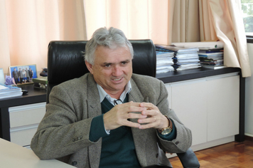 Decisão do Estado prejudica usuários do Hospital de Pejuçara, diz Prefeito. 