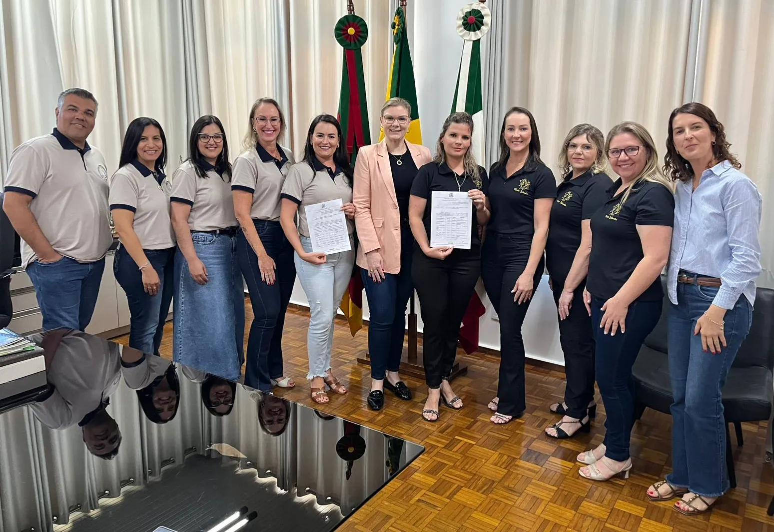 Equipes diretivas das escolas municipais assumem gestão para 2026–2028