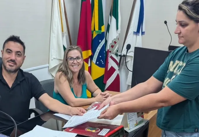 Entrega das fichas marca preparativos para o Campeonato de Voleibol Misto 