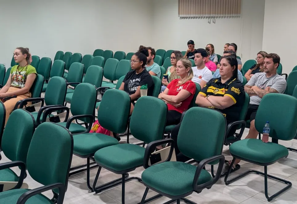 Workshop qualifica equipes para o Campeonato Municipal de Voleibol Misto