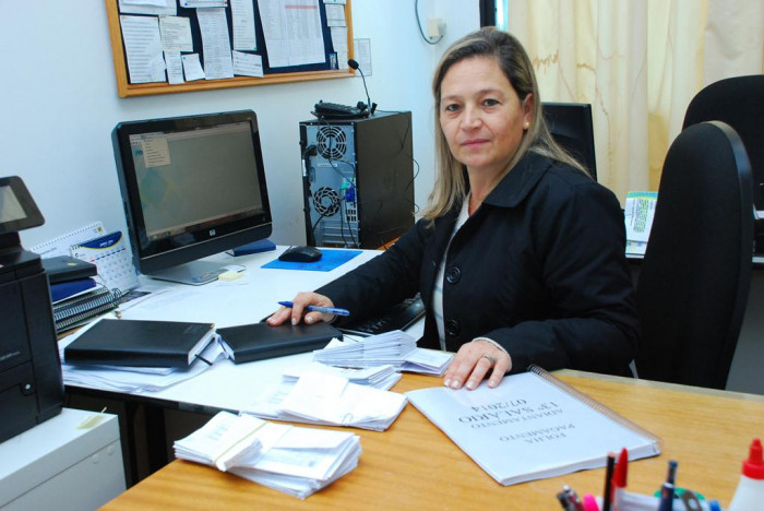 FUNCIONÁRIOS MUNICIPAIS ESTÃO RECEBENDO METADE DO 13º SALÁRIO