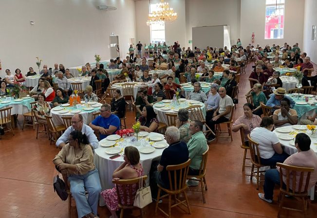 Programação especial comemora o Dia do Idoso