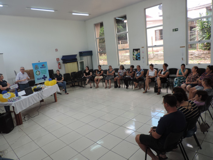 Núcleo de apoio a atenção básica faz amigo oculto no encerramento das atividades de 2019