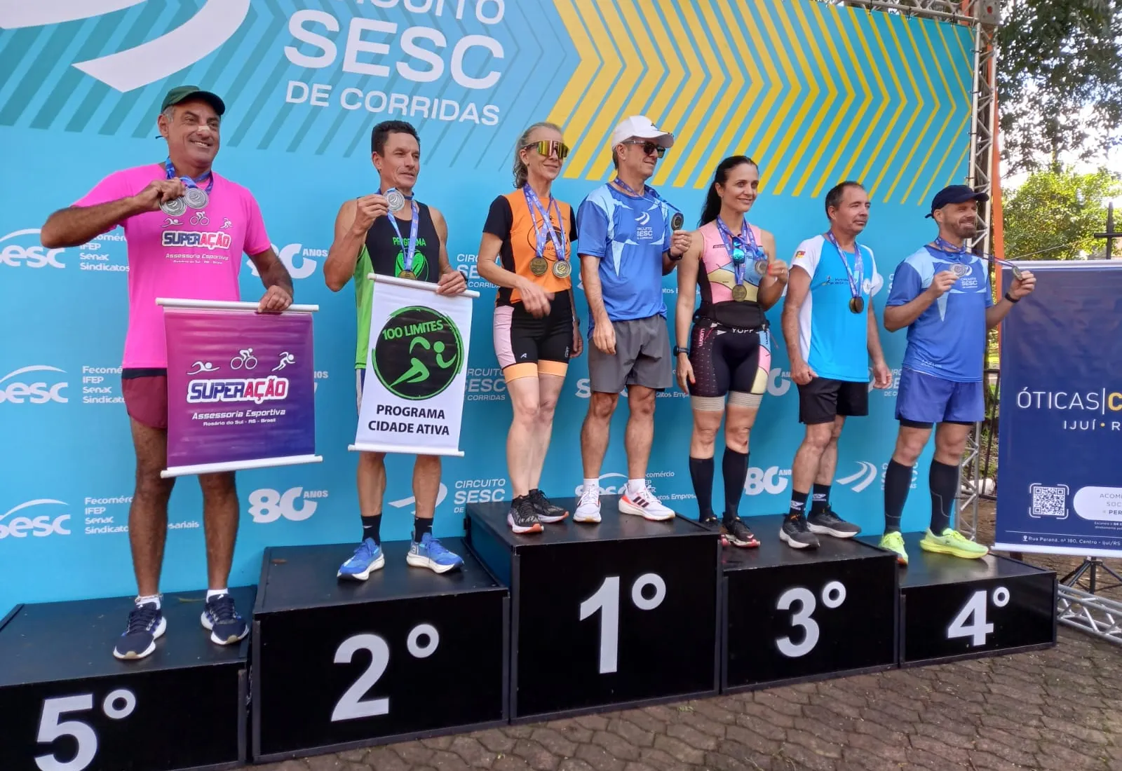 Atletas do Cidade Ativa conquistam pódios no Circuito SESC de Corridas 