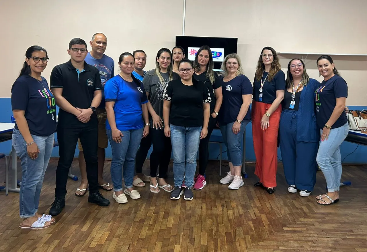Monitores da rede municipal participam de formação sobre TEA
