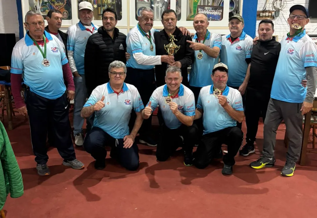 Torneio Regional de Bocha Trio Veterano reúne equipes da região em Pejuçara 