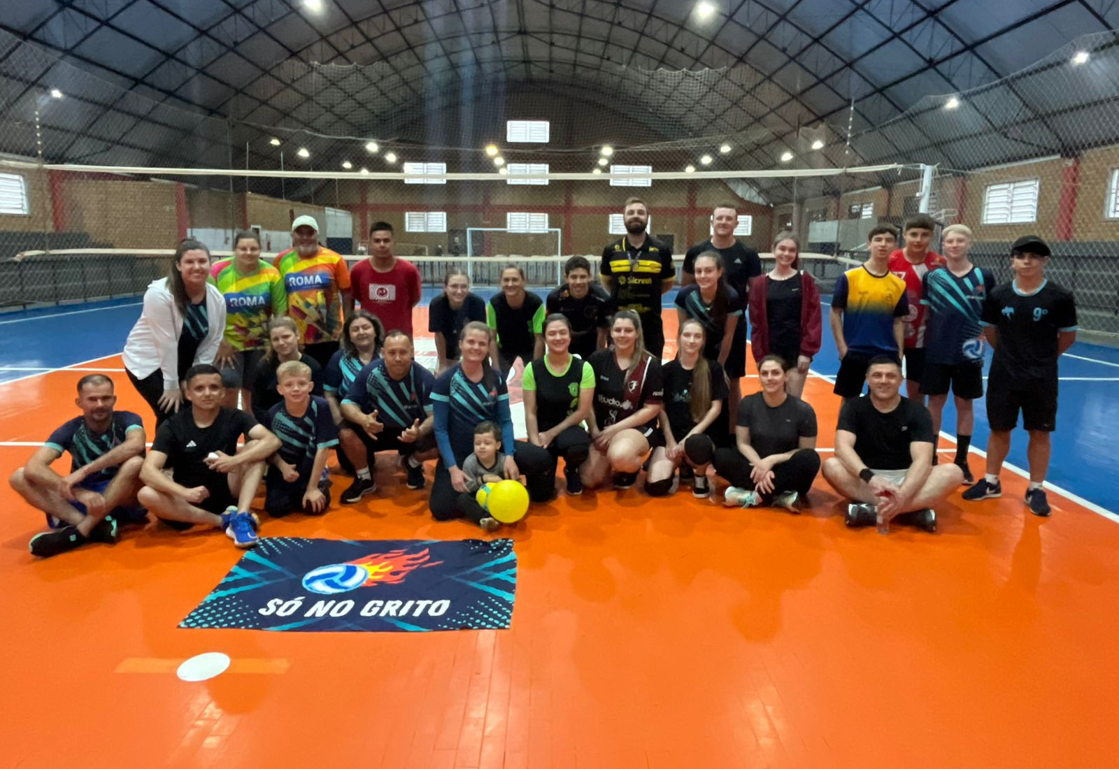 Amistoso de vôlei promove integração entre os municípios de Pejuçara e Bozano