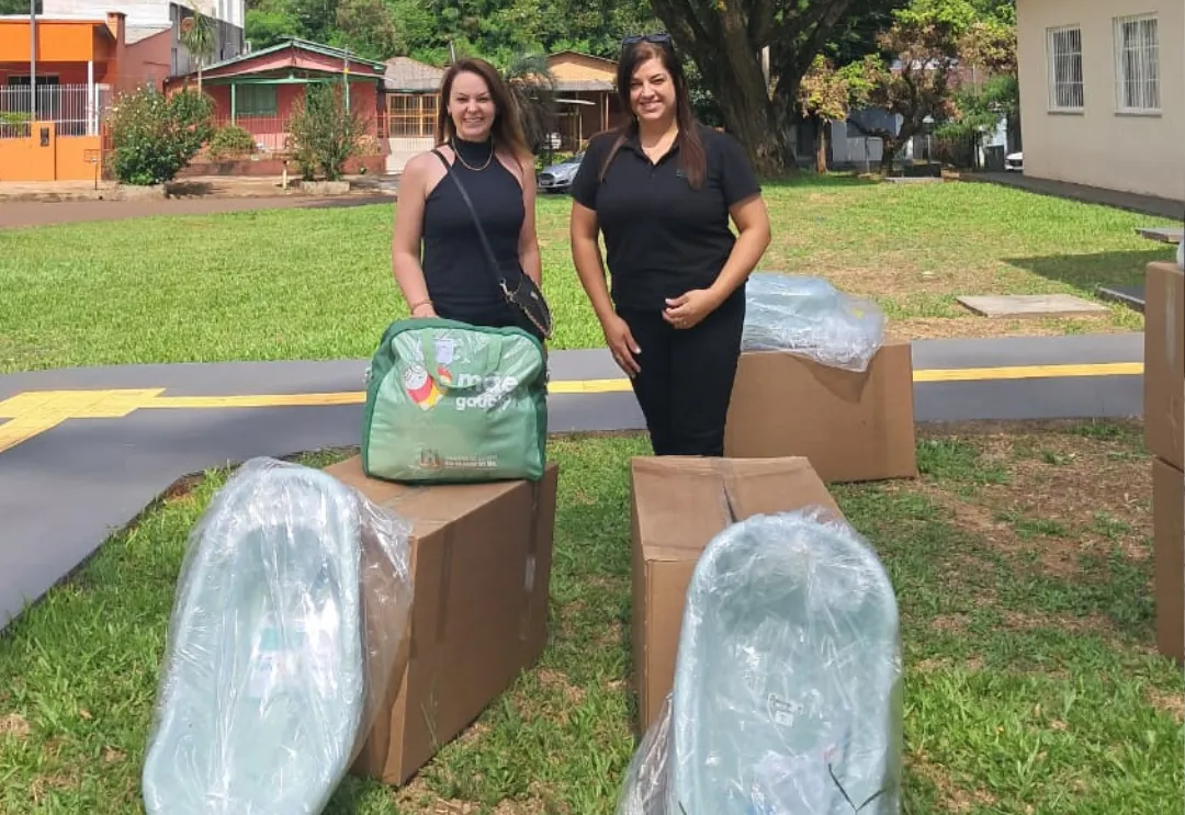 Secretaria de Assistência Social recebe kits do Programa Mãe Gaúcha 