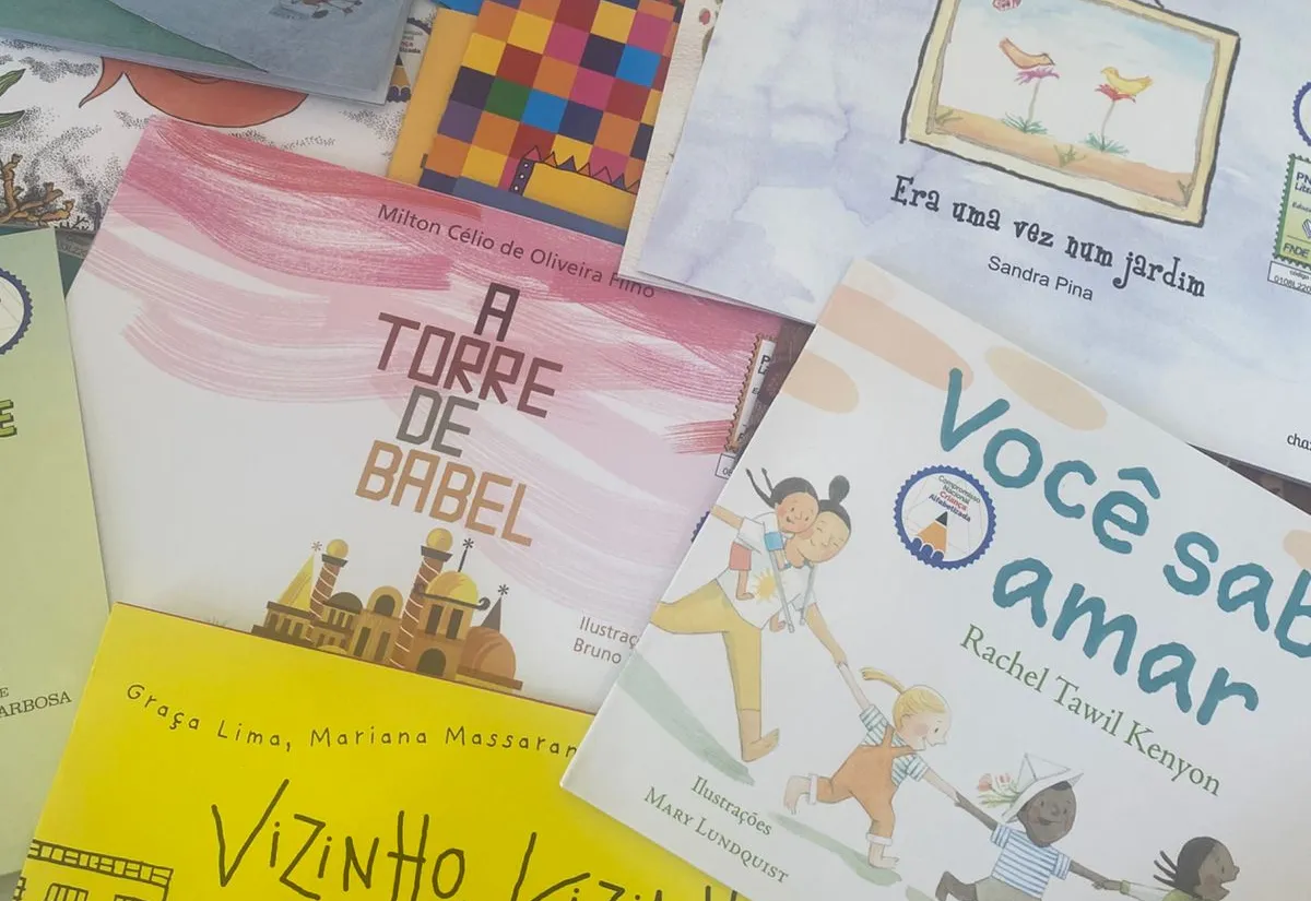 Novo conjunto de livros infantis chega à Biblioteca Municipal Machado de Assis