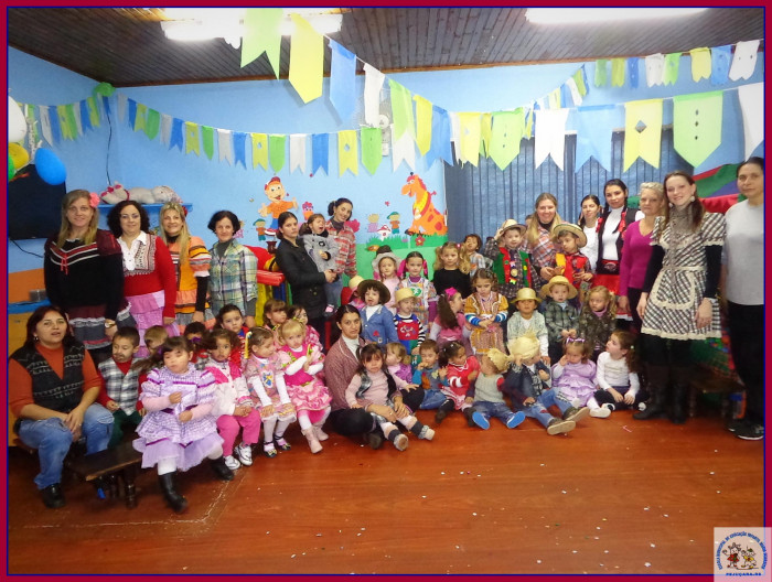 ARRAIÁ DA EMEI MARIA SCHUSTER