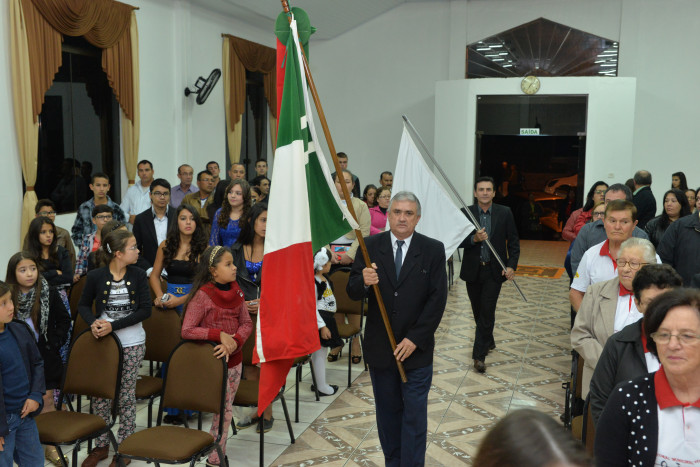 Culto na Assembleia de Deus fez louvores as Mães e ao 49º Aniversário do Município